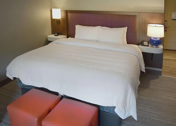 Hampton Inn & Suites Philadelphia/Media