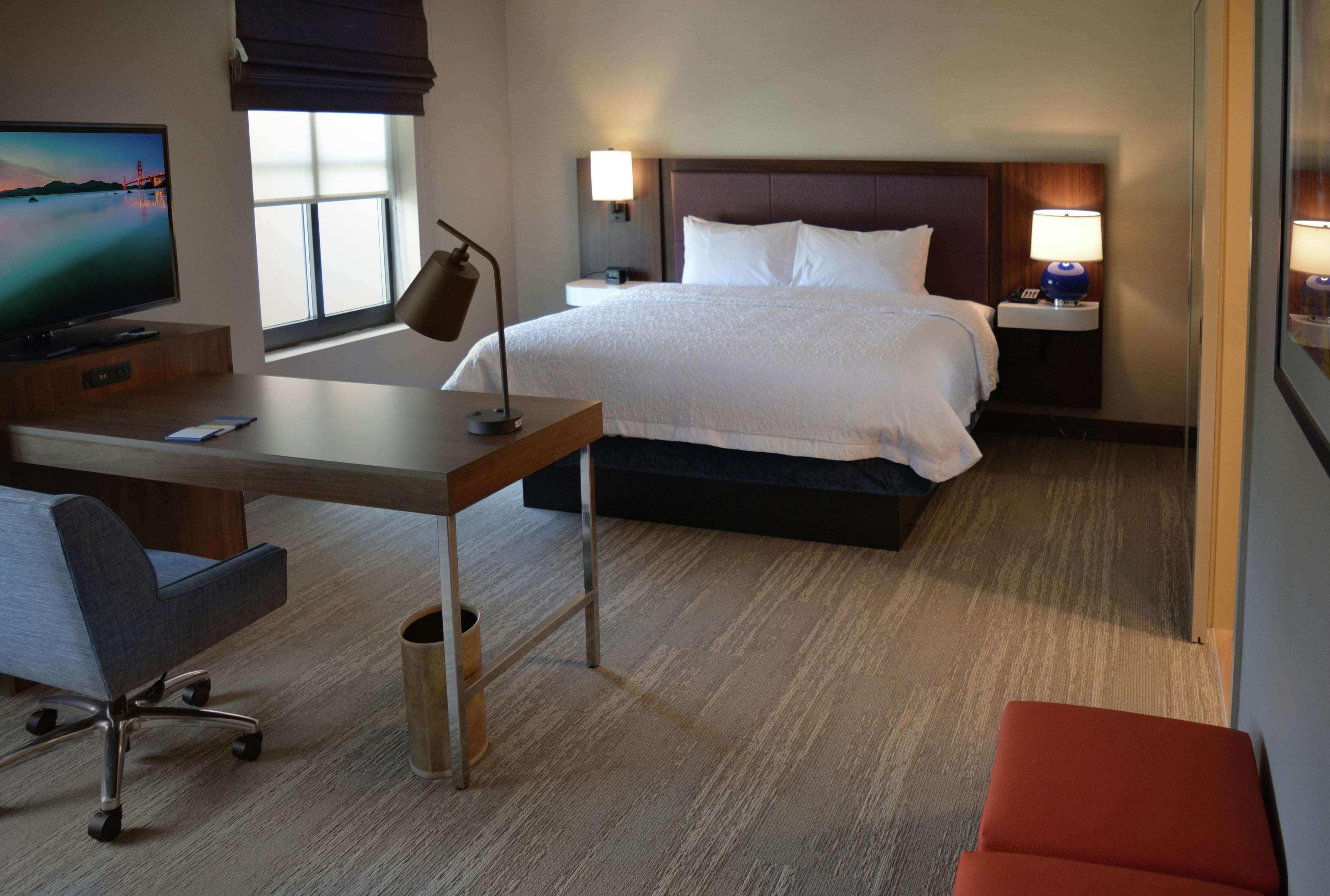 Hampton & Philadelphia/media Hotel Media
